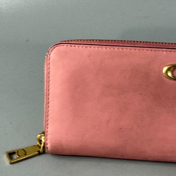 COACH Smooth Leather Slim Accordion Zip-Around Wallet, - Picture 2 of 15